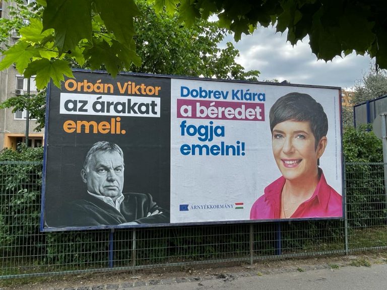 Coaliţia Democratică a lansat în Ungaria o campanie naţională de afişaj în care îl acuză pe premierul Viktor Orban pentru creşterea preţurilor