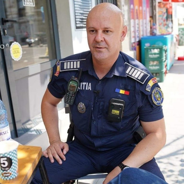 Un cunoscut poliţist, protagonist al serialului “Oamenii legii” difuzat de AXN, demisionează după 27 de ani