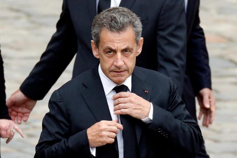 Fostul președinte al Franței Nicolas Sarkozy spune că nu se teme de închisoare și că va scrie o carte în timpul petrecut în spatele gratiilor