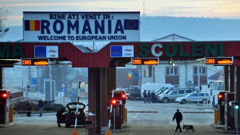Comisarul european pentru Transporturi: România este un partener foarte serios al Uniunii Europene în ceea ce priveşte tensiunea de la graniţele UE