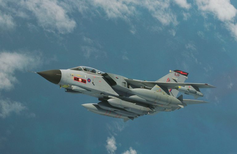 Marea Britanie a livrat Ucrainei rachete de croazieră Storm Shadow, cu rază lungă de acţiune / Reacţia Kremlinului