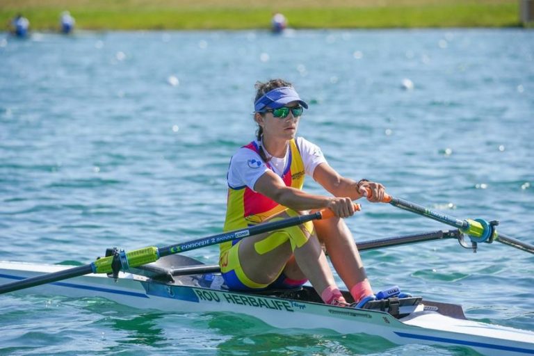 Ionela Cozmiuc, medaliată cu aur la Campionatele Europene de Canotaj, în proba de schif simplu categorie uşoară