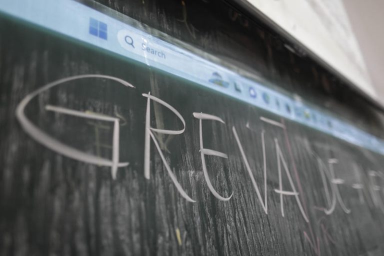 Liderul sindical Marius Nistor: Angajaţii din educaţie resping propunerile Guvernului, iar acţiunile de protest continuă