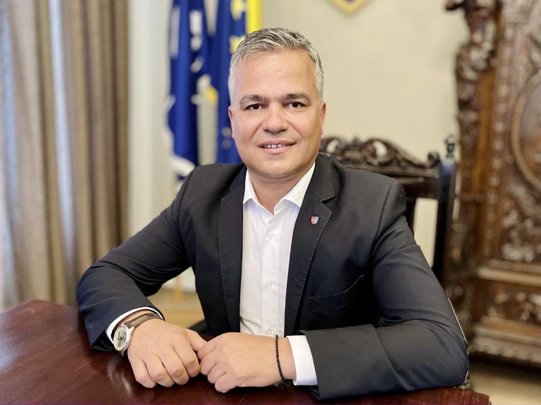 Ministrul Dezvoltării: Iarna anului 2025, termen de finalizare a lucrărilor la drumul alternativă la DN1, care va duce la Braşov prin Valea Doftanei