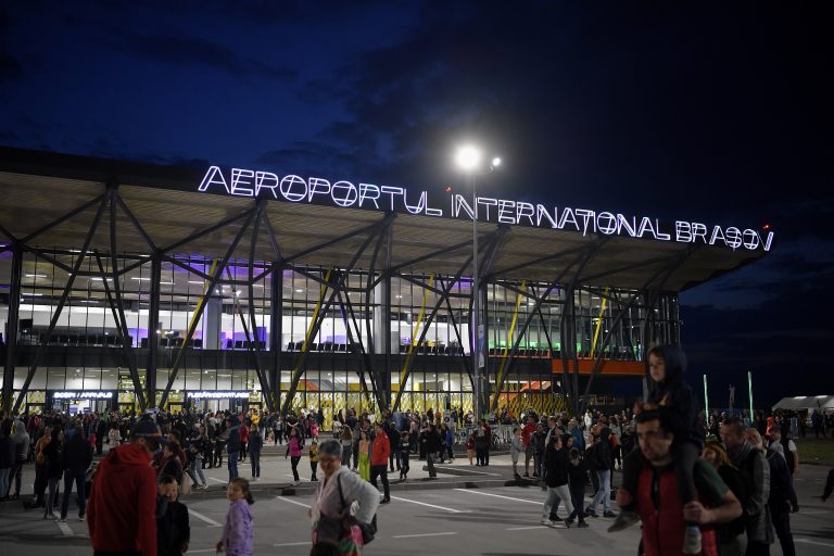 Directorul Aeroportului din Braşov a fost demis