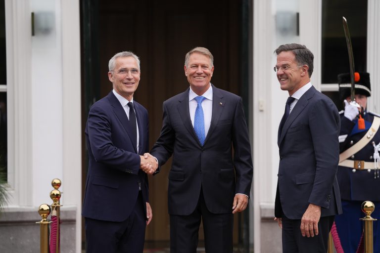 Iohannis, la finalul reuniunii de la Haga: Rusia este şi va continua să fie ameninţarea imediată şi cea mai directă la adresa securităţii euroatlantice