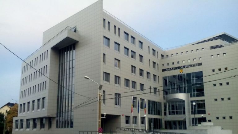 Preşedinţii Curţilor de Apel condamnă ”atitudinea duplicitară” a Comisiei Europene în problema pensiilor de serviciu
