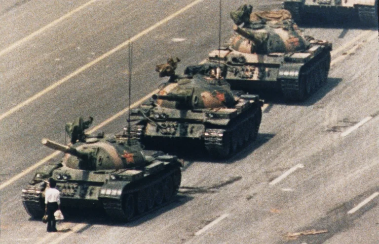 Mai multe arestări în Hong Kong, în timpul comemorării din Tiananmen