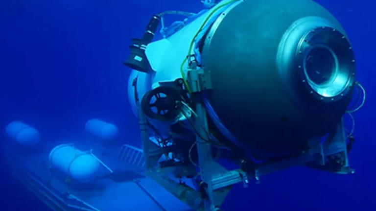 O zonă de fragmente, descoperită în apropiere de Titanic, în timpul căutării submarinului turistic Titan