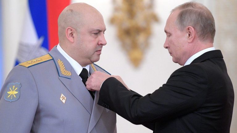 Kremlinul respinge alegațiile New York Times potrivit cărora generalul rus Serghei Surovikin l-a ajutat pe Prigojin să-şi plănuiască rebeliunea
