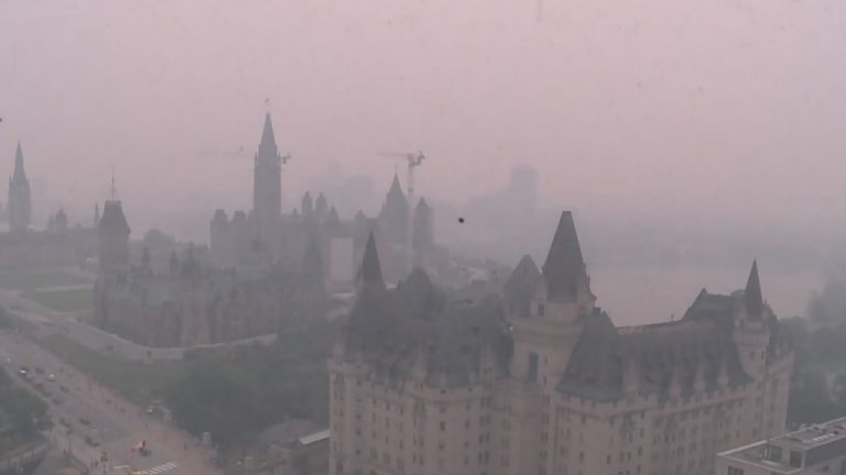 VIDEO | Incendii în Canada: Montreal se sufocă sub fum, cu aerul cel mai poluat din lume