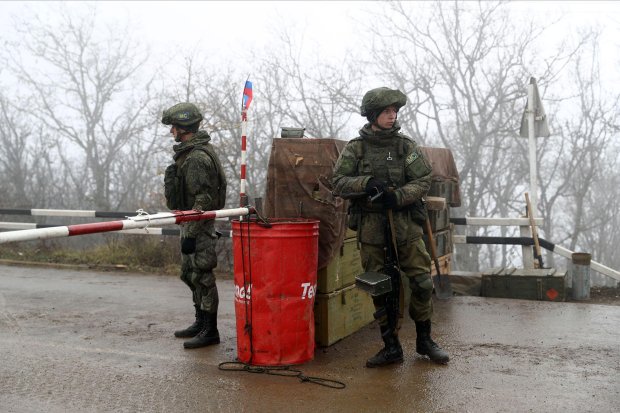 Rusia, sfâșiată între apărarea propriei frontiere și înaintarea în Donbas – analiză EFE