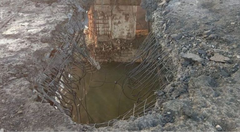 FOTO-VIDEO | Pod important pentru legătura cu Crimeea, bombardat. Guvernatorul pus de ruși amenință cu atacarea podului de la Giurgiulești. Reacțiile MAE de la București și Chișinău