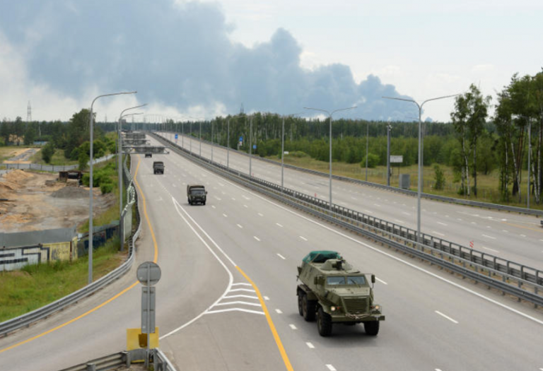 VIDEO | Locuitorii dintr-un oraș situat la 400 km de Moscova, îndemnați să stea în case