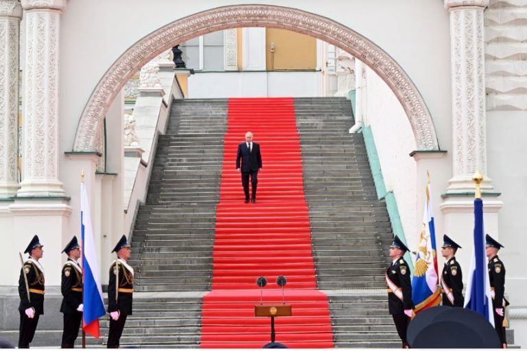 Putin a ajuns într-o situație tip Nicolae al II-lea. Ce se vede la orizont? Și mai multă represiune
