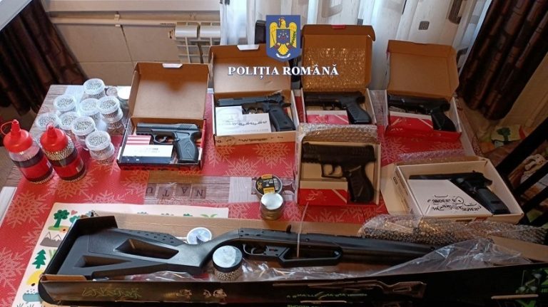 Avocată din Prahova, reţinută pentru contrabandă cu arme