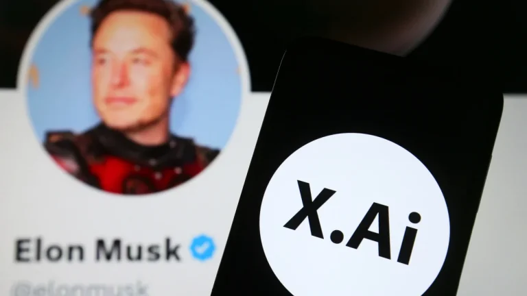 Elon Musk a lansat o nouă companie de inteligenţă artificială, numită xAI