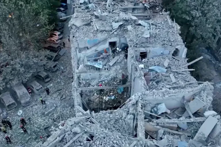 UNESCO: Atacul de la Lviv, primul într-o zonă protejată de Convenţia Patrimoniului Mondial de la începutul războiului