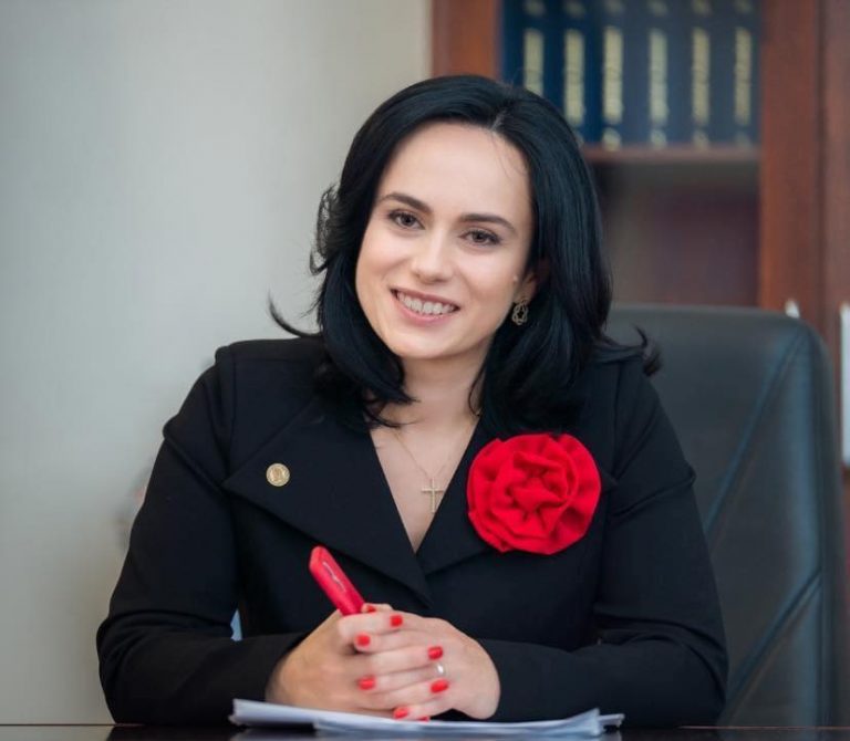 Ministrul Muncii: Alocațiile pentru minori cresc din februarie. Peste trei milioane de copii și tineri vor beneficia de majorare