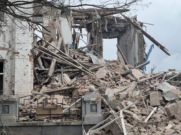 Ucraina: Patru morţi și 11 răniţi în oraşul Orihiv, situat pe linia frontului în Zaporojie, într-un bombardament rus