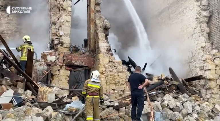 VIDEO | Rusia îşi continuă atacurile asupra porturilor din Ucraina: 20 de răniţi la Mikolaiv şi Odesa
