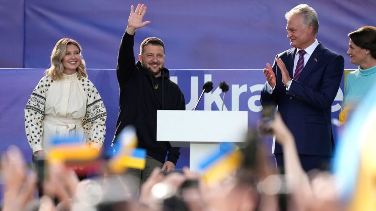 Zelenski, aparent dezamăgit de ceea ce a oferit Ucrainei summitul NATO de la Vilnius: Este aceasta o dorinţă prea mare?