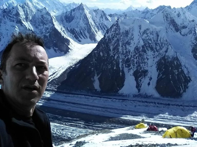VIDEO-FOTO | Horia Colibăşanu a urcat pe al zecelea vârf de peste 8.000 de metri. Ascensiune fără oxigen suplimentar și șerpași