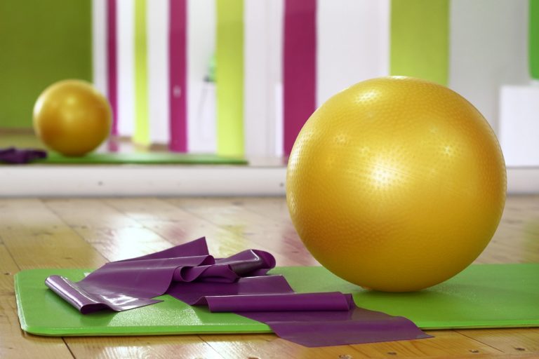 CNN: Ce exerciții fizice sunt mai importante pe măsură ce îmbătrâneşti?