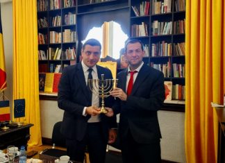 Este o nebunie ca naționaliștii israelieni să flirteze cu antisemiții din România Right-wing party chief George Simion of the AUR Party is seen alongside Samaria Regional Council head Yossi Dagan. (photo credit: SAMARIA REGIONAL COUNCIL)