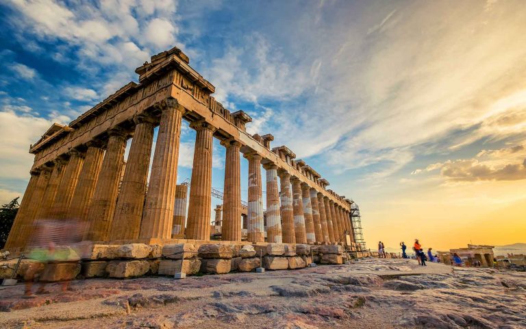 Grecia a înregistrat venituri record din turism în primele şapte luni din 2023