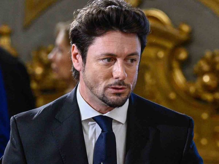 Partenerul Giorgiei Meloni, jurnalistul Andrea Giambruno, în centrul unei polemici în urma unor declaraţii prin care culpabilizează femei victime ale violului