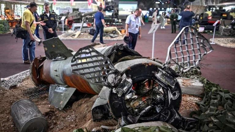 Rusia a expus la Moscova arme occidentale capturate în Ucraina