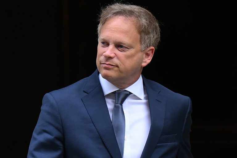 Noul secretar britanic al Apărării