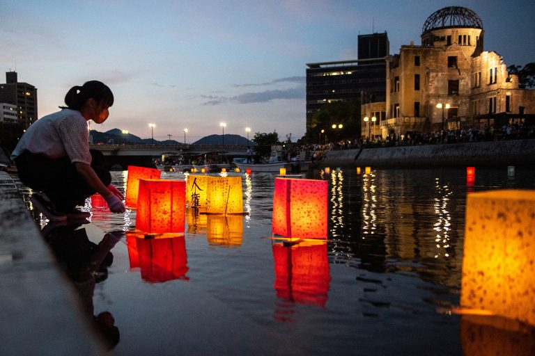 Comemorarea atacului atomic de la Hiroshima: Japonia denunţă ameninţările nucleare ruse
