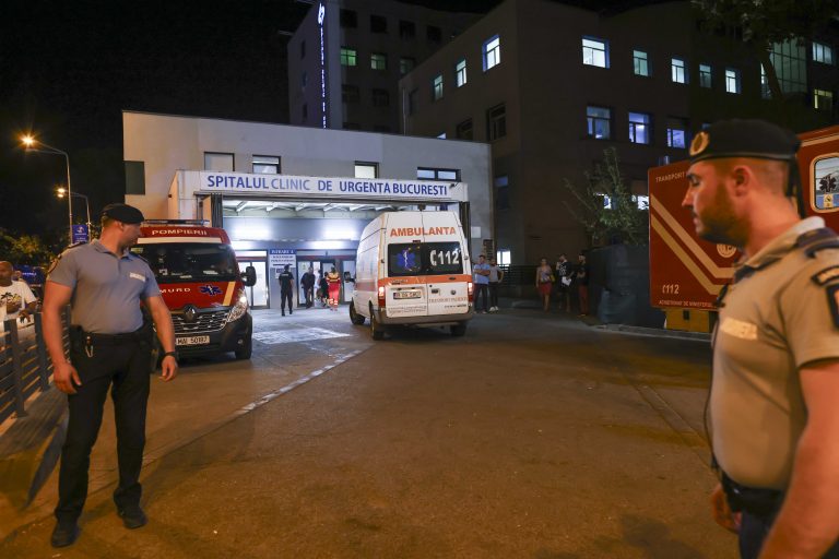 Rafila: Avem un sistem de sănătate cu două viteze. Au fost oameni care au venit fără să îi cheme nimeni, să trateze pacienţii. Şi avem oameni care nu catadicsesc să îşi vadă pacienţii
