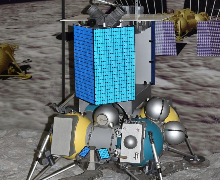 Un incident a avut loc în timpul unei manevre premergătoare aselenizării sondei ruseşti Luna-25