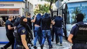 Şapte români, arestaţi pentru deţinere de arme la frontiera dintre Grecia şi Bulgaria