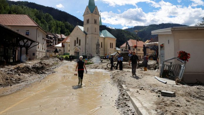 Slovenia inundatii
