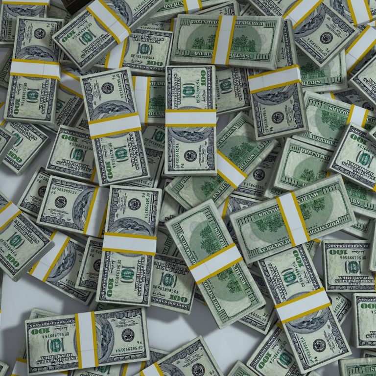 Le Figaro: Franţa, pe locul trei în lume între ţările cu cei mai mulţi milionari / Cine domină clasamentul în 2023