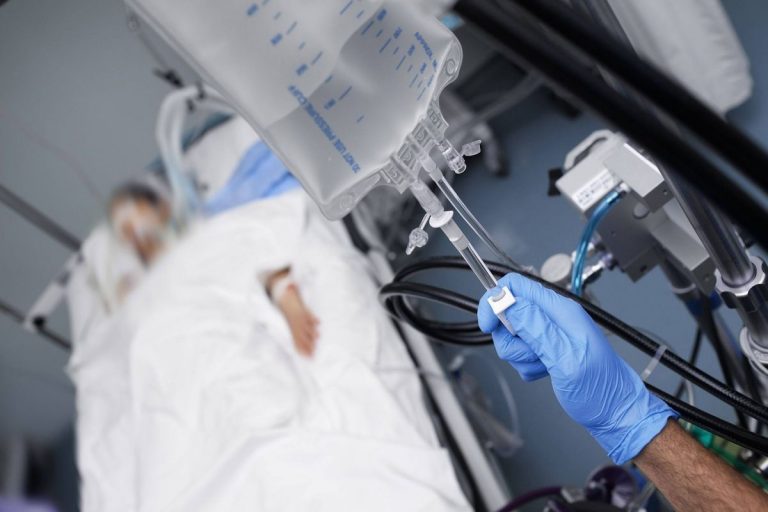 O eutanasiere efectuată în Belgia a mers prost: pacienta a fost până la urmă sufocată cu o pernă