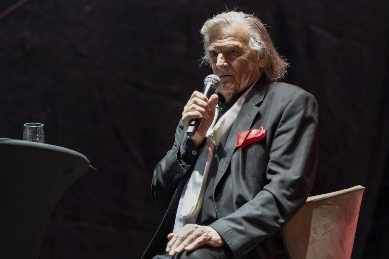 Actorul Florin Piersic a fost externat de la Spitalul Foişor: În perioada următoare se va interna într-o clinică de recuperare