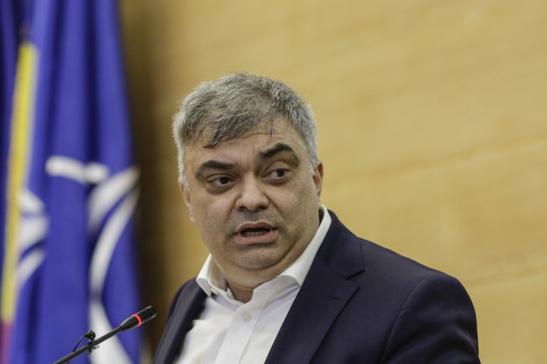 Directorul adjunct al ASSMB și managerul Spitalului Colentina, reținuți. Ce a scos la iveală ancheta DNA