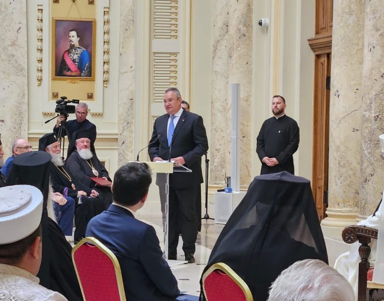 Nicolae Ciucă: Sub conducerea Patriarhului Daniel, Biserica Ortodoxă a reprezentat un indispensabil reper de tradiţie şi identitate culturală