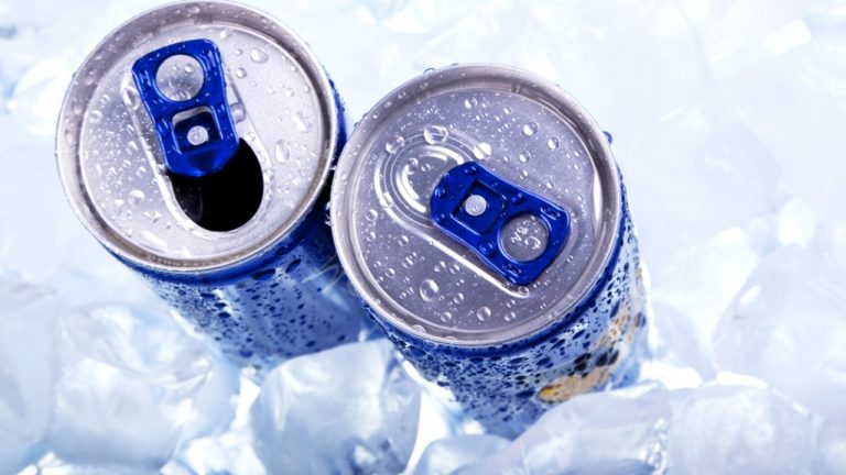 Dr. Doru Negru, despre consumul de energizante: Te agită, îţi creşte glicemia până în pod, creşte tensiunea, frecvenţa cardiacă