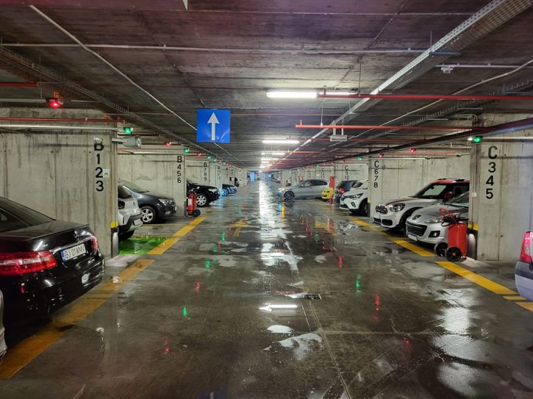 Șeful ANPM, către administratorii parcărilor: Luaţi măsuri pentru respectarea interzicerii accesului maşinilor GPL în subteran, pentru a preveni accidentele!