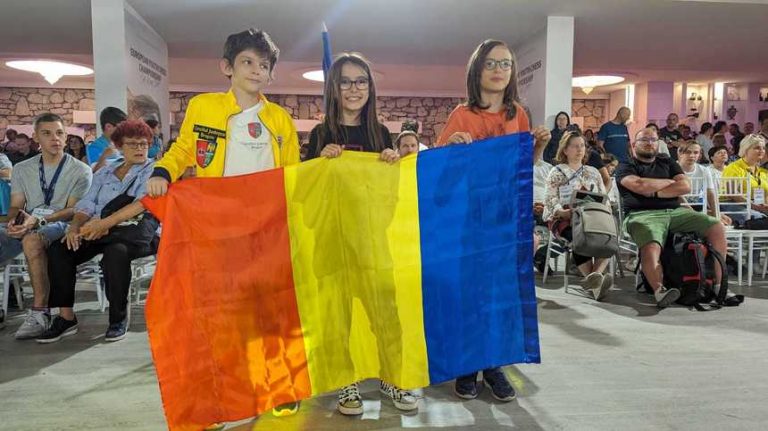 Două medalii de aur și una de argint, pentru România, la Campionatul European de Şah pentru Juniori