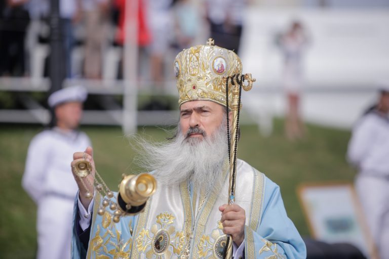 Arhiepiscopul Tomisului, sancţionat de Sfântul Sinod cu ”dojană scrisă” pentru ”răzvrătire, indisciplină şi presiune publică”