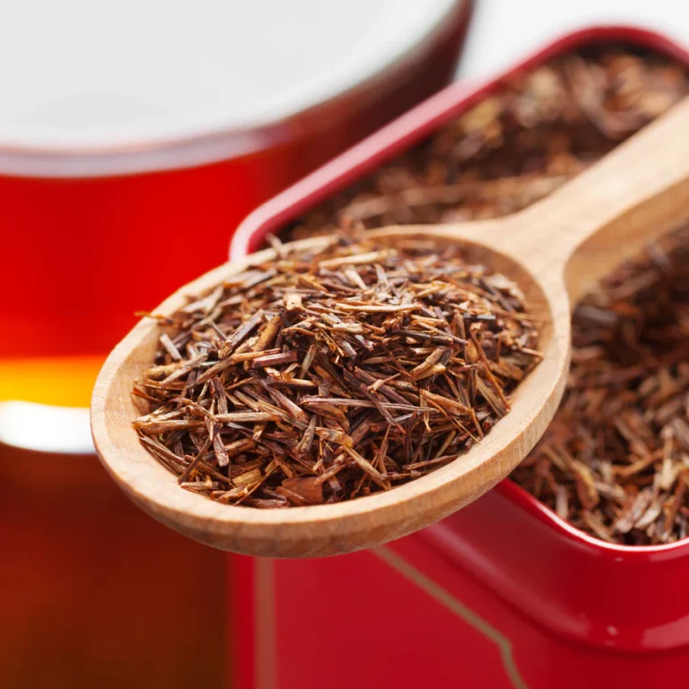 Marii producători de ţigarete mizează pe ceaiul de rooibos pentru a face față embargoului