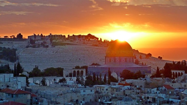 Ministerul israelian al Turismului recomandă evitarea excursiilor în Israel și îi sfătuiește pe turişti să stea în hoteluri