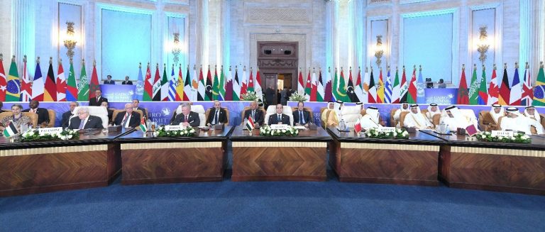 Israelul critică Summitul pentru Pace organizat de Egipt fiindcă nu a condamnat acţiunile Hamas